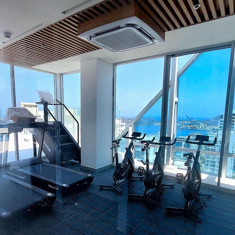 WJ Towers - Modern Bay Apartasuite - One-Bedroom Apartment - 14