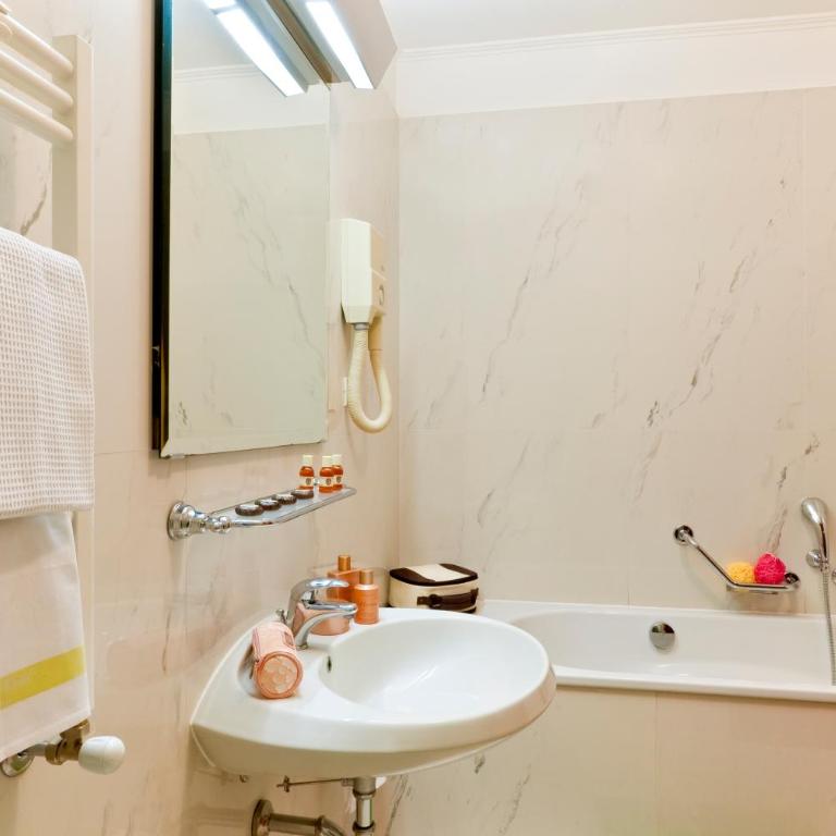 Residence Carl&Do - Appartamento Economy con 1 Camera da Letto (2 Adulti + 1 Bambino) - 2