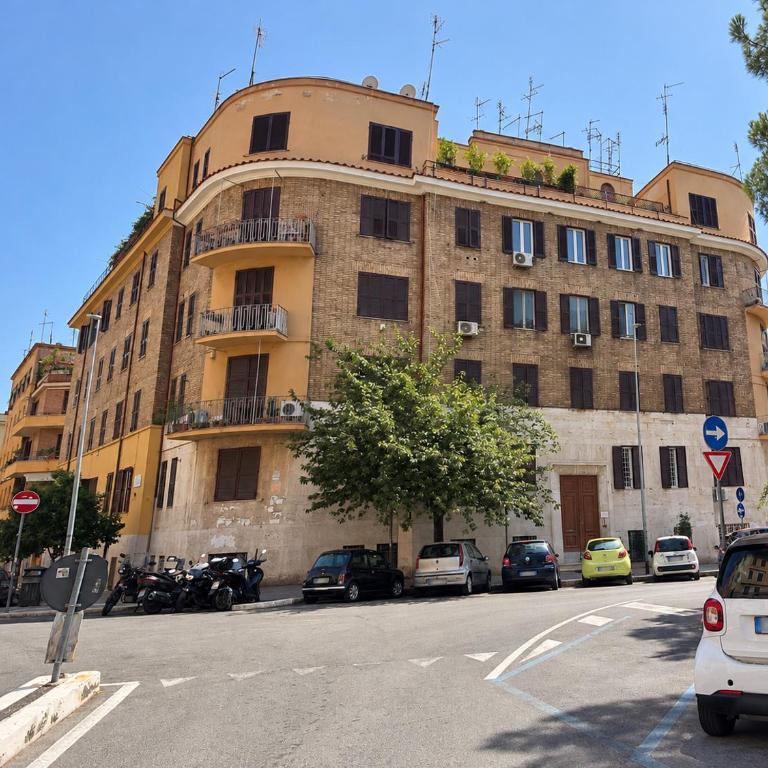 MAISON GIOVANNI ADAMO - Roma - Appartamento con 2 Camere da Letto - 2