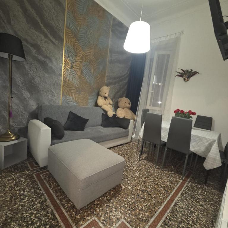 Hosanna - Monolocale con Divano-Letto - 1