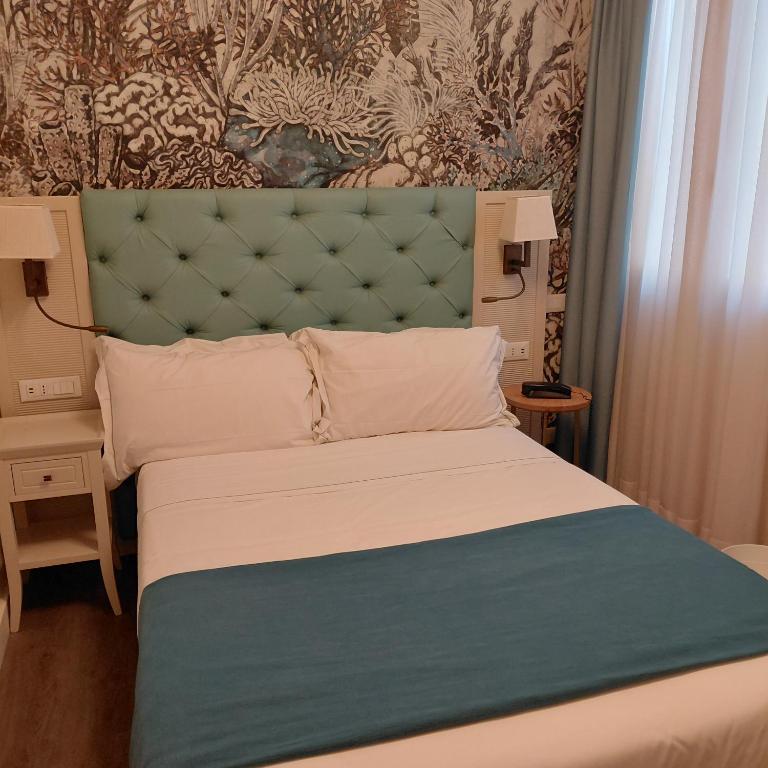 Magnolia Boutique Hotel - Camera Matrimoniale Budget - 4