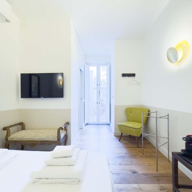Silver Suite 5 minutes far from Colosseum - Suite - 5