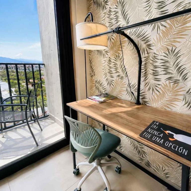 Parkfront Luxury Apt w Terrace BBQ & Gym - Apartamento - 10