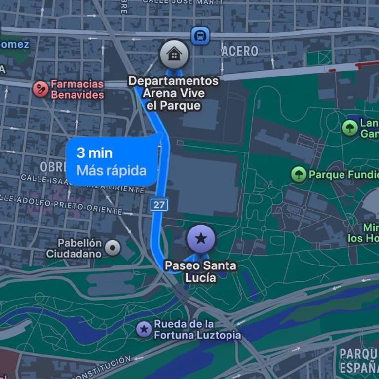 Parkfront Luxury Apt w Terrace BBQ & Gym - Apartamento - 65