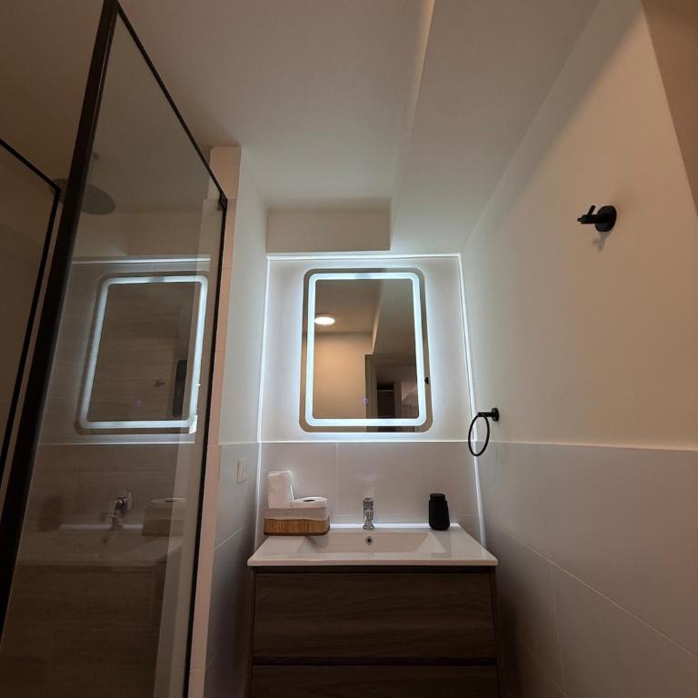 Luxury Ocean View in the Best place of Miraflores - Two-Bedroom Apartment - 76