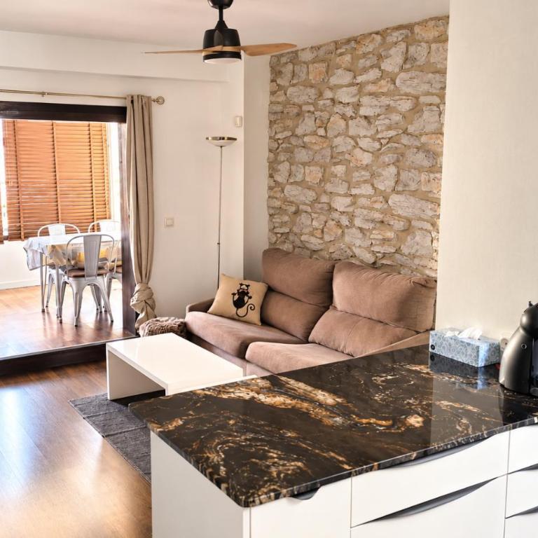 Ático centrico, 50m del mar, vista al mar y Peñon, gran terraza, parking, bicycle-friendly - Penthouse Apartment - 17