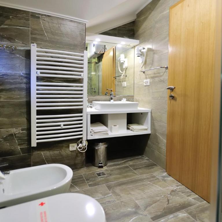 Villa Cardak - Superior Double Room with Balcony - 11