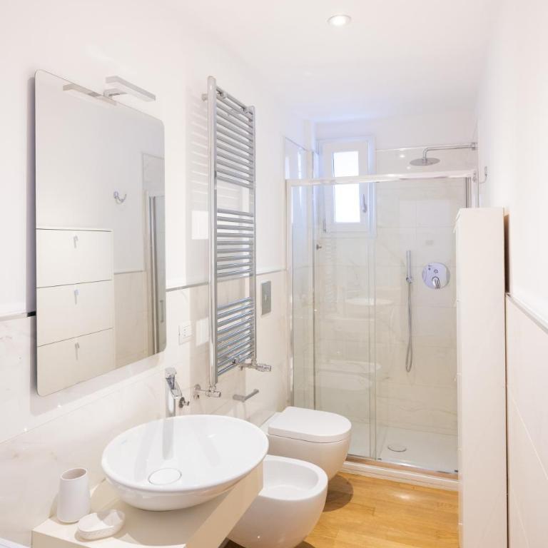 Cozy Family Apartment Salerno Port - Appartamento con 1 Camera da Letto - 28