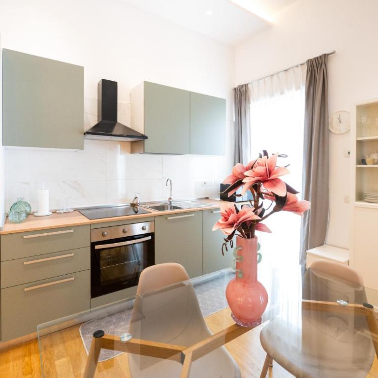 Cozy Family Apartment Salerno Port - Appartamento con 1 Camera da Letto - 2