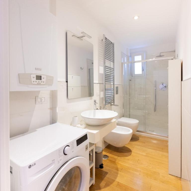 Cozy Family Apartment Salerno Port - Appartamento con 1 Camera da Letto - 29