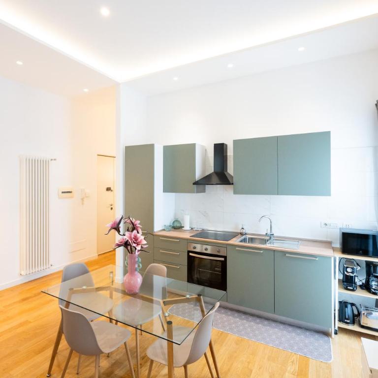 Cozy Family Apartment Salerno Port - Appartamento con 1 Camera da Letto - 3