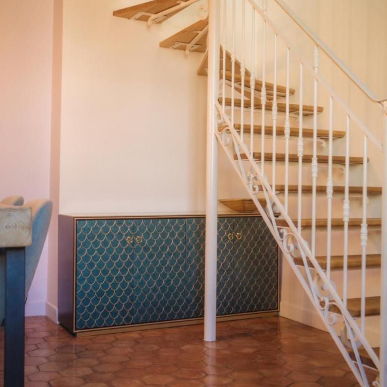 Penthouse with rooftop terrace - Uzès Place aux Herbes - Appartement 2 Chambres - 7