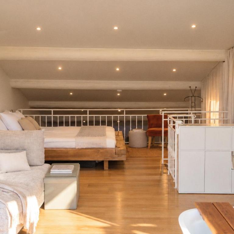 Penthouse with rooftop terrace - Uzès Place aux Herbes - Appartement 2 Chambres - 12