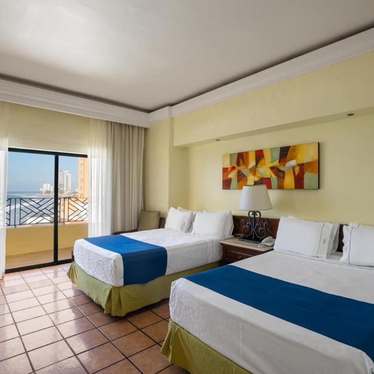 Royal Villas Resort - Two-Bedroom Family Suite Beach Front - 8