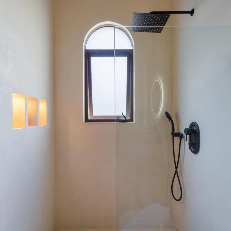 Shanti Villa - 4BR Luxury Stay with 2 Private Pools - Villa - 37