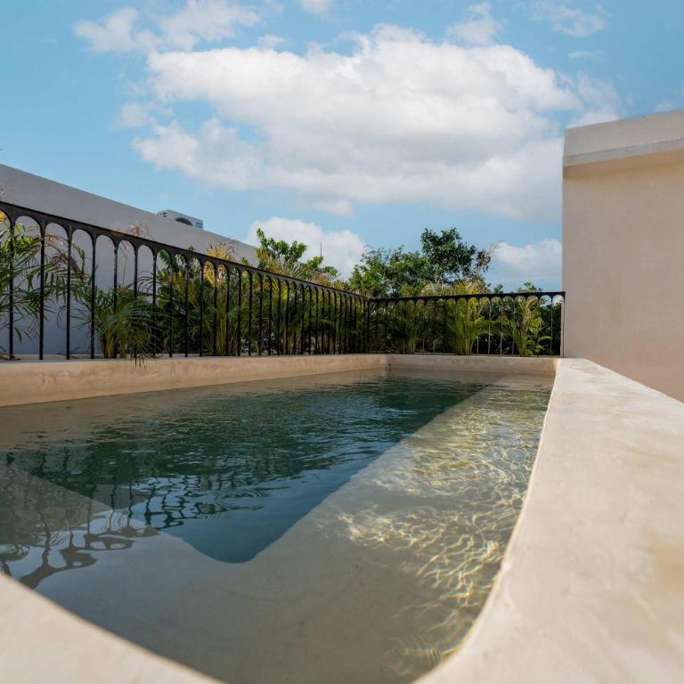 Shanti Villa - 4BR Tropical Retreat with Rooftop Pool - Villa - 54
