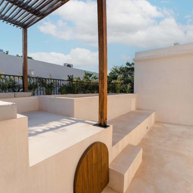 Shanti Villa - 4BR Tropical Retreat with Rooftop Pool - Villa - 59