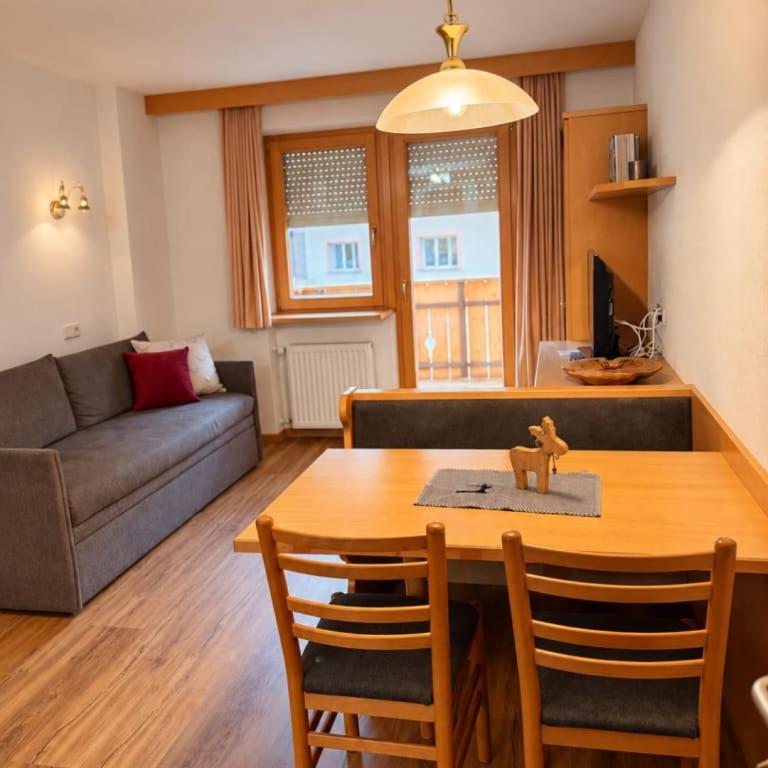 Residence Aster - Apartamento mit 2 Schlafzimmern und Balkon - 3