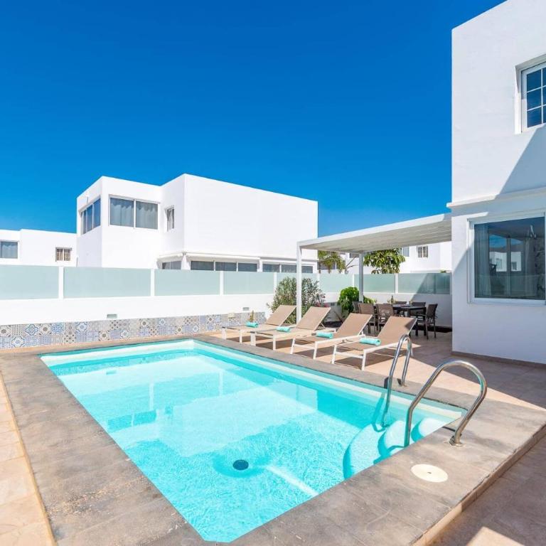 Villa Yesenia by Villa Plus - Villa - 6