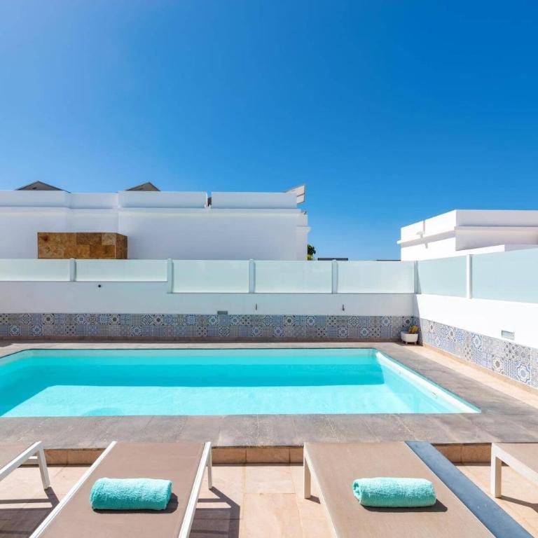 Villa Yesenia by Villa Plus - Villa - 14