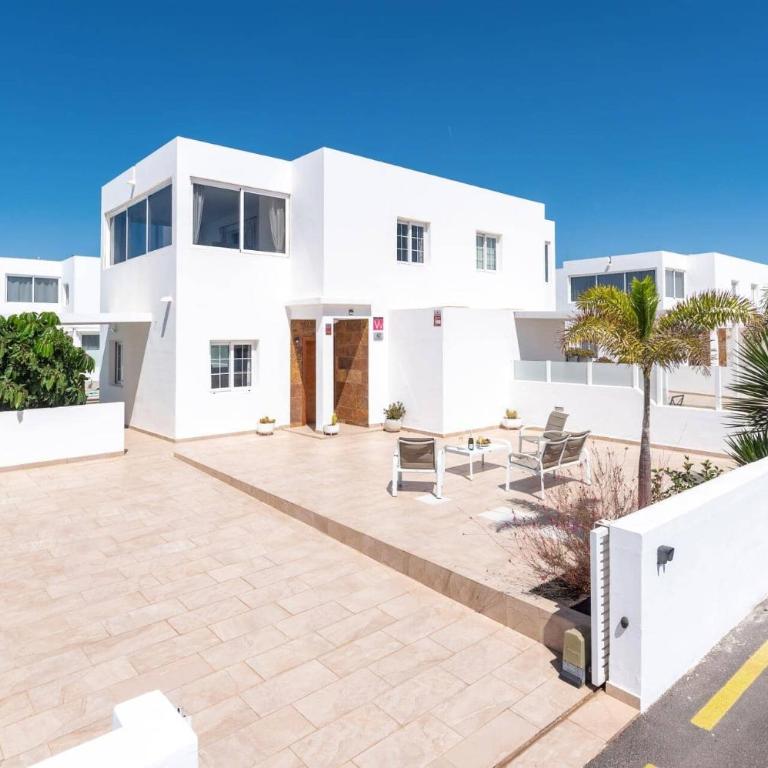 Villa Yesenia by Villa Plus - Villa - 19