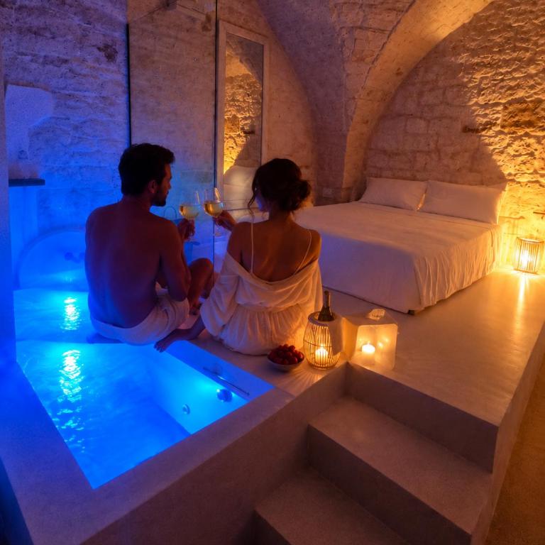 Amantía suite romantica con Jacuzzi privata - Monolocale Matrimoniale Deluxe - 35