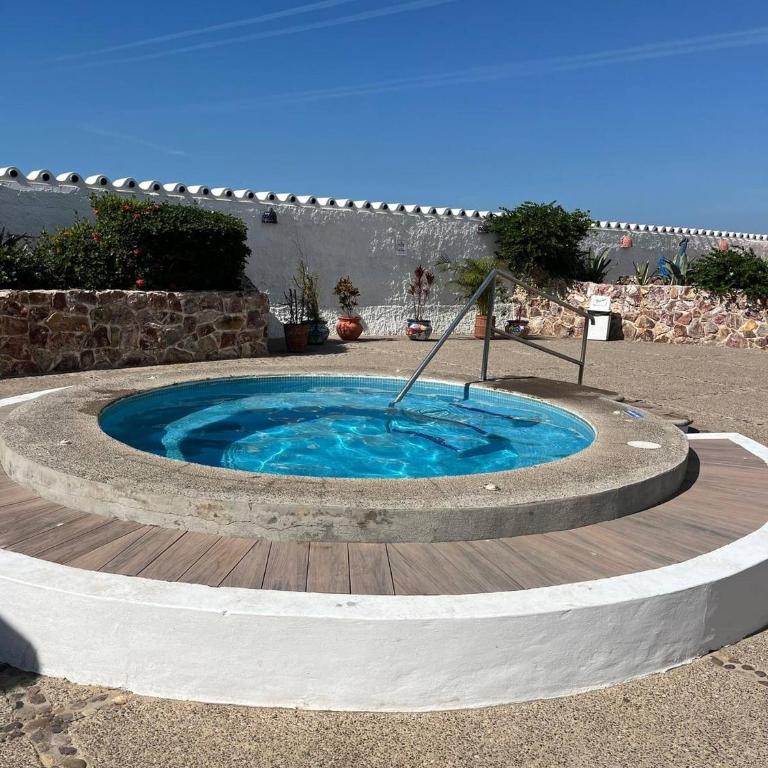 Sunset Deck Beachfront condo at La Marina Tennis - Casa - 38