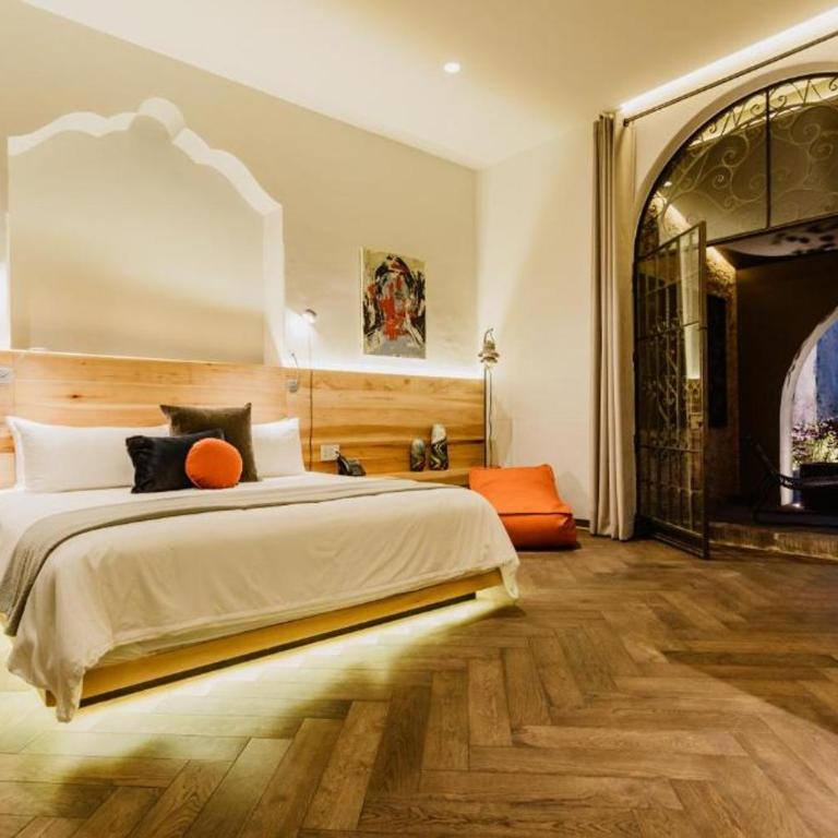 Tá Hotel de diseño - Suite con cama extragrande - 1