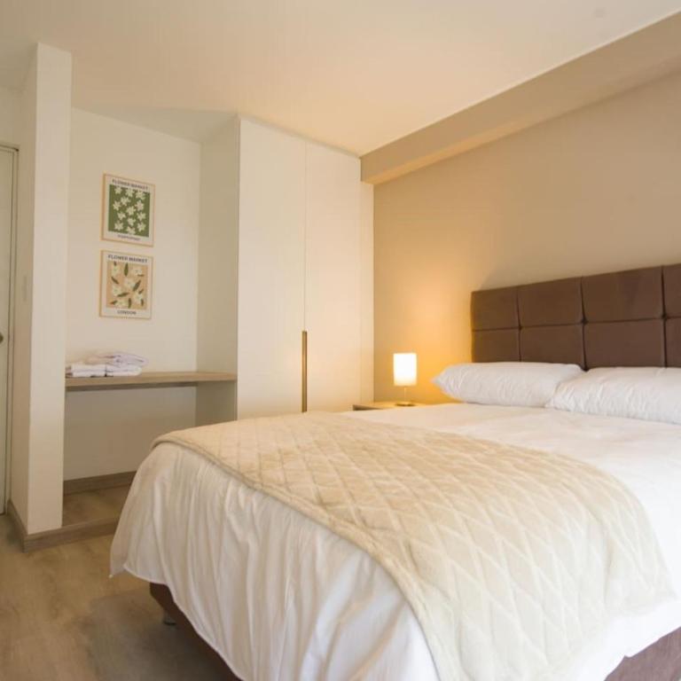 Stylish Duplex with Terrace & Park Views - Casa - 2