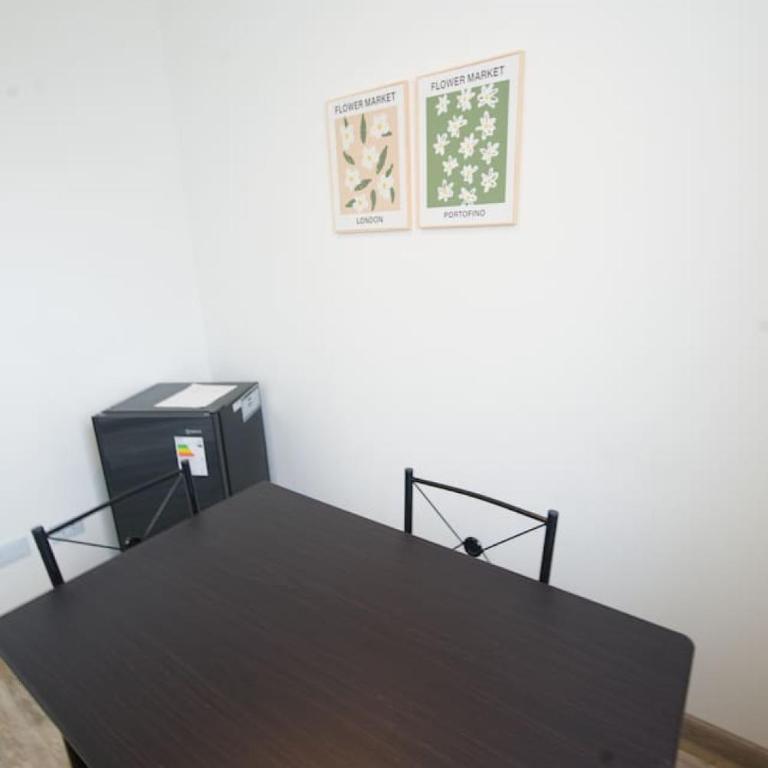 Stylish Duplex with Terrace & Park Views - Casa - 14