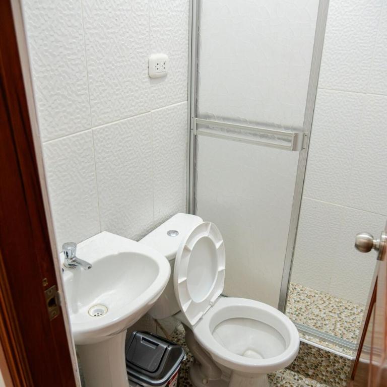 ESPACIOS IDEALES Apart Hotel - Three-Bedroom Apartment - 11