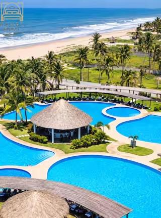 Departamento en Acapulco Con Alberca y Club de Playa Planta Baja - Three-Bedroom Apartment - 1