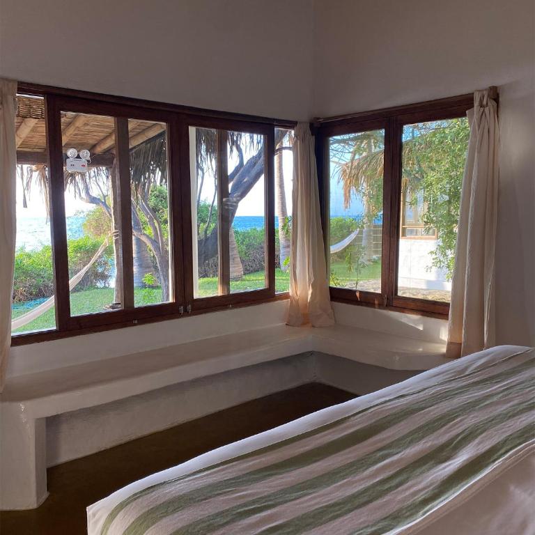 Bungalows Las Balsas - Family Room with Sea View - 9