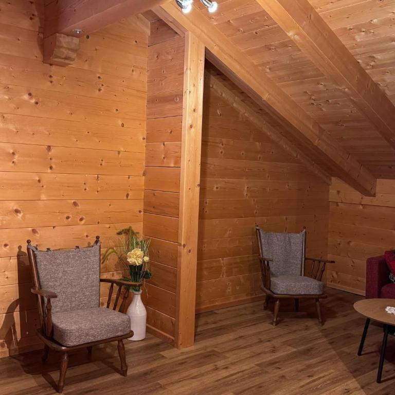 Chalet ski in out in Hochkrimml with sauna - Three-Bedroom Vacation Home - 26