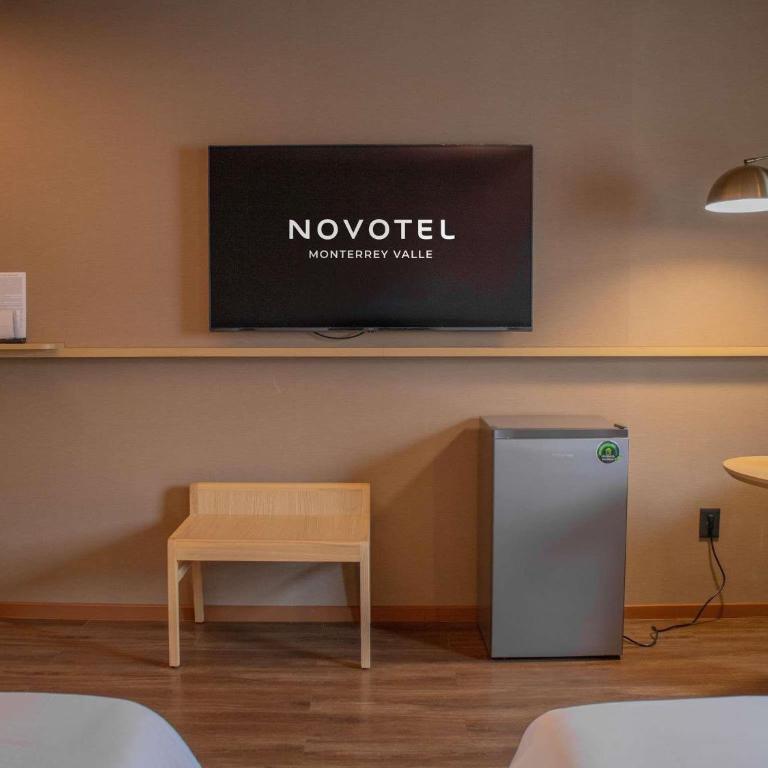 Novotel Monterrey Valle - Habitación Doble Executive con 2 camas dobles - 4