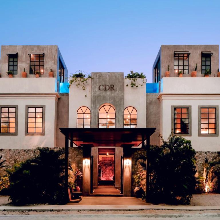 Villa CDR & Aviv Private village for 34 2 villas 14BR 4 pools - Villa - 30