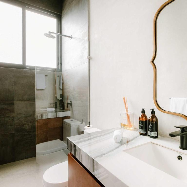Villa CDR & Aviv Private village for 34 2 villas 14BR 4 pools - Villa - 34