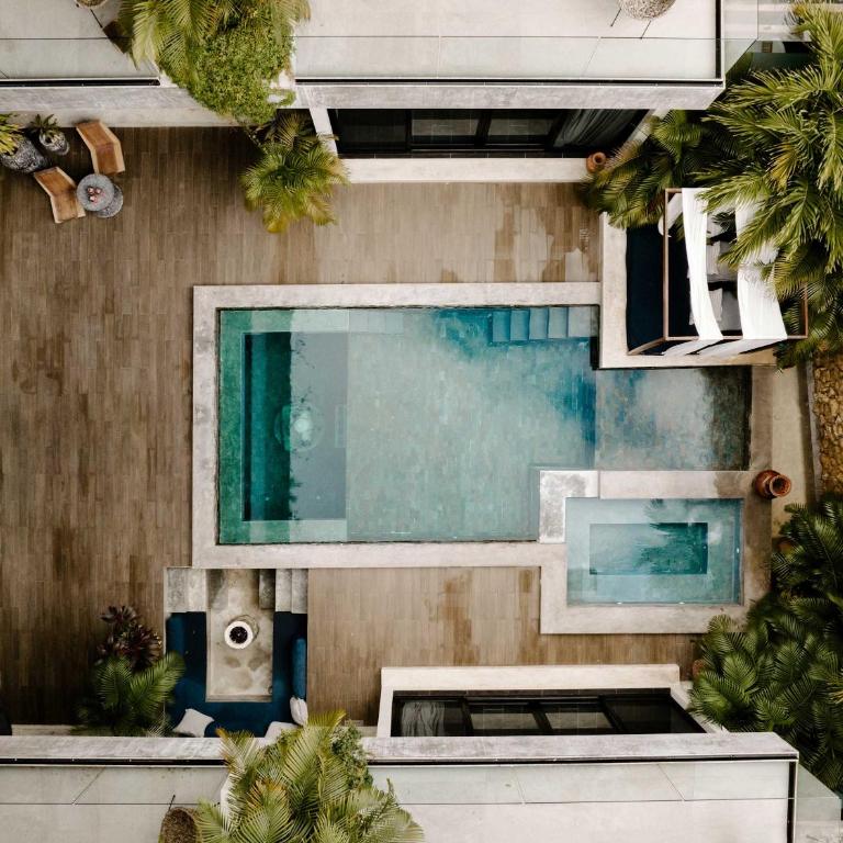 Villa CDR & Aviv Private village for 34 2 villas 14BR 4 pools - Villa - 56