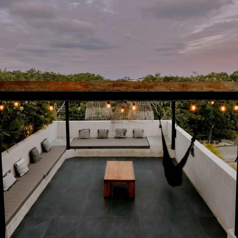 Villa CDR & Aviv Private village for 34 2 villas 14BR 4 pools - Villa - 71