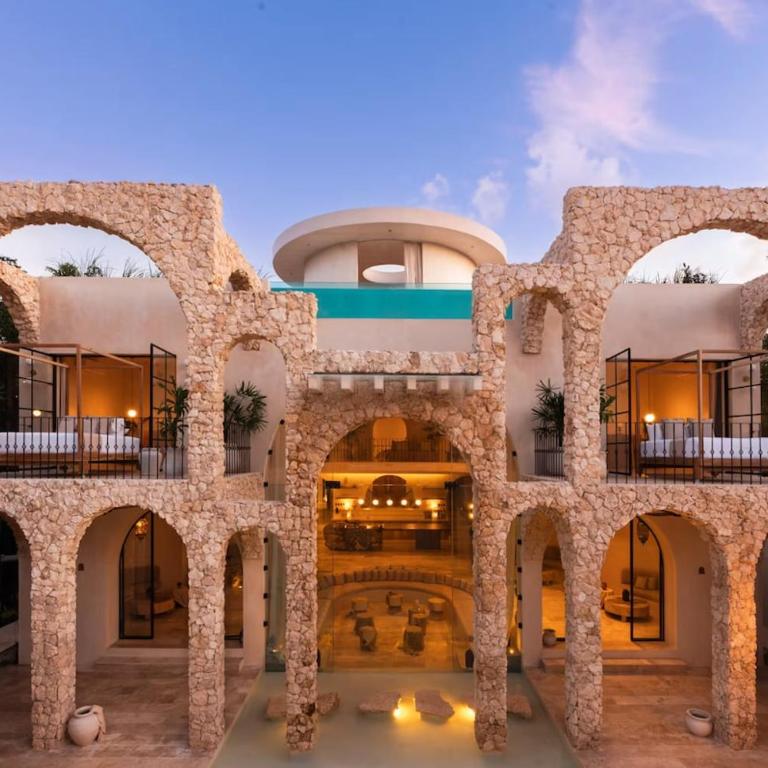 Villa 13 BR 2 Villas 4 Pools - Villa - 1