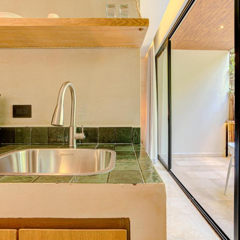 Lalola DownTown Boutique Apartments - Apartamento Estudio con balcón - 20
