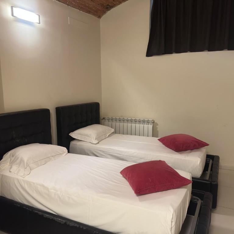 2016 Apartments - Three-Bedroom Apartment - 4
