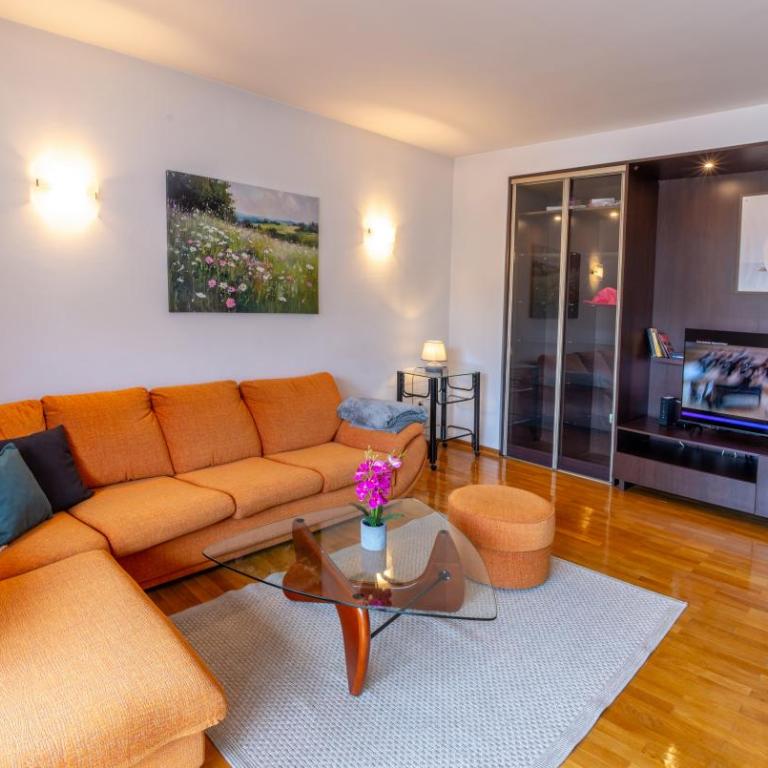 Seattle Apartment - Two-Bedroom Apartment - 9