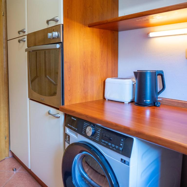Seattle Apartment - Two-Bedroom Apartment - 32