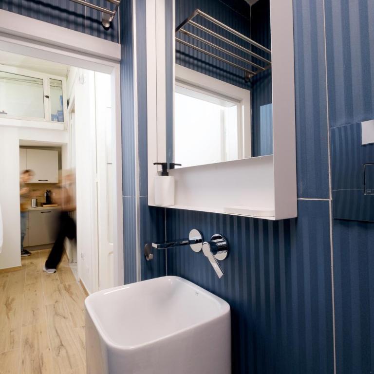 Giganti 38 Your home in the heart of Naples - Appartamento con 2 Camere da Letto - 16