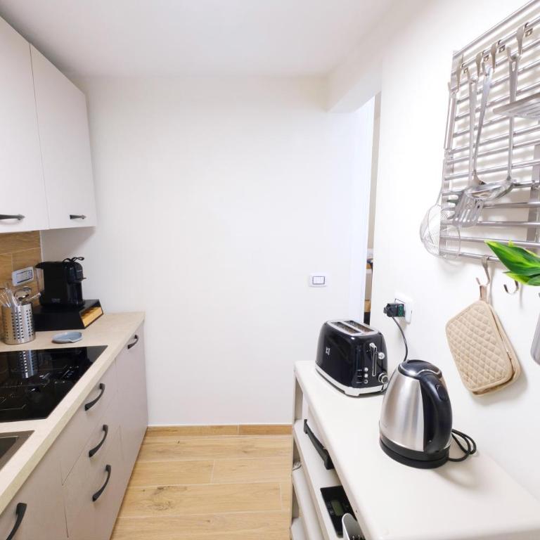 Giganti 38 Your home in the heart of Naples - Appartamento con 2 Camere da Letto - 33