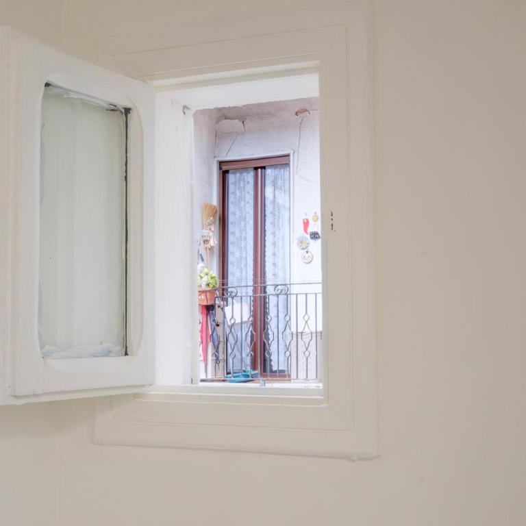 Giganti 38 Your home in the heart of Naples - Appartamento con 2 Camere da Letto - 34