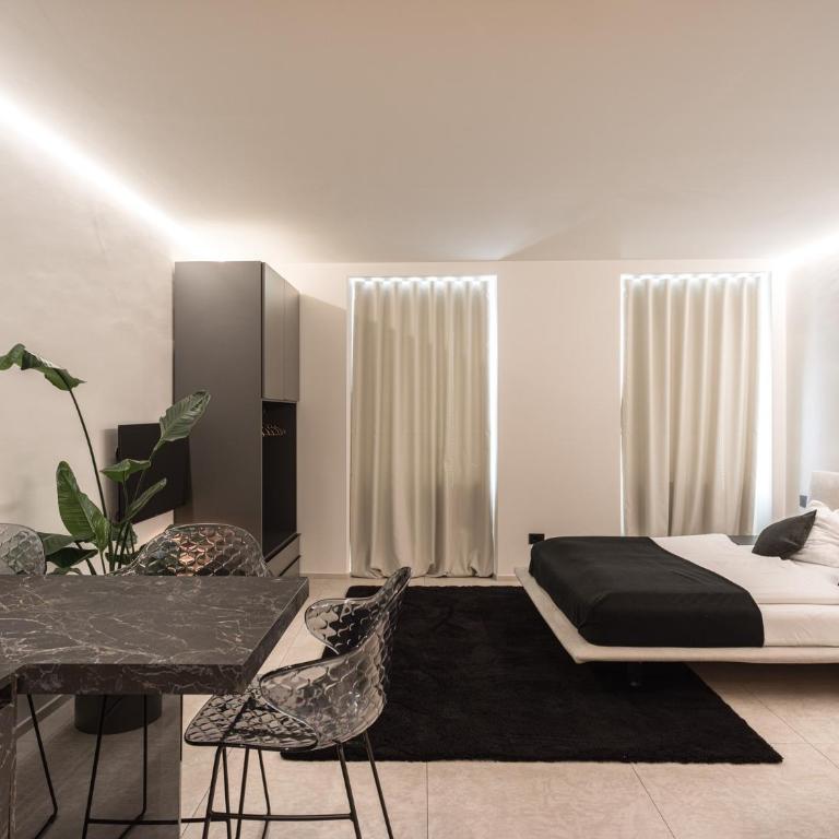 ACasaStay App 203 - Studio with Sofa Bed - 1
