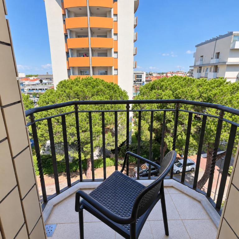 Palace Hotel Regina - Camera Comfort Matrimoniale/Doppia con Letti Singoli con Balcone - 10