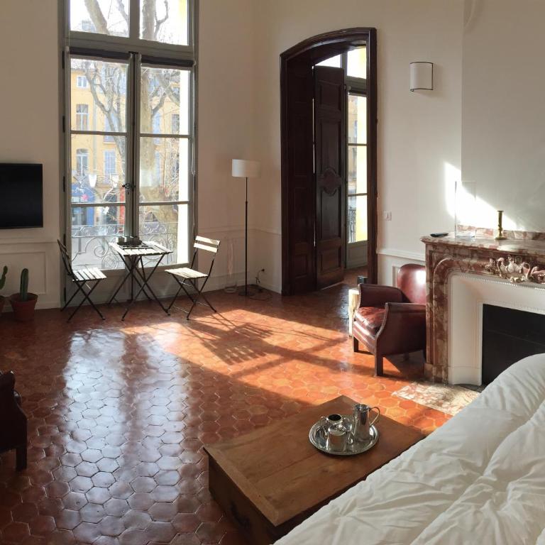 Les Suites du Cours & Spa - Suite Deluxe avec Balcon - 8